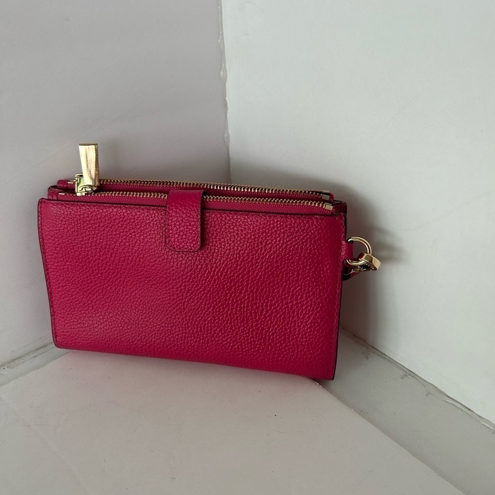Michael Kors NWOT Fuchsia Leather Double Zip Wristlet Wallet - Picture 2 of 5